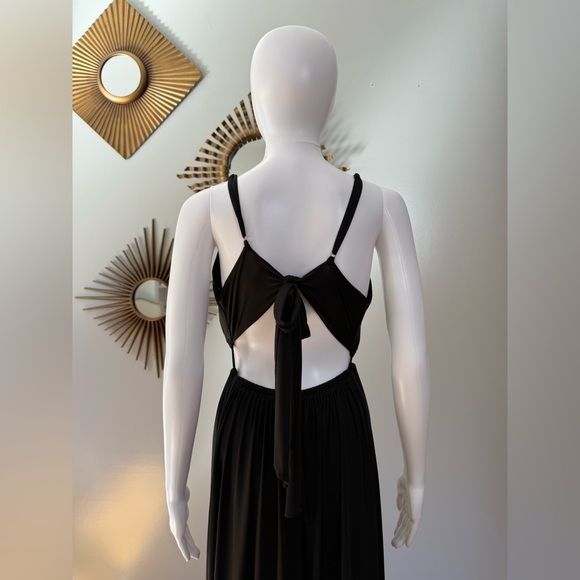 Lulu’s - Sultry Something Black Backless Maxi Dress - Picture 10 of 12